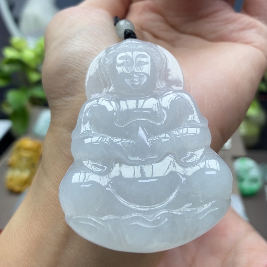 翡翠颈饰未镶嵌吊坠观音