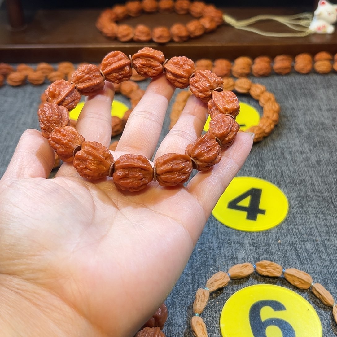 o***q文玩核桃手串小金蟾