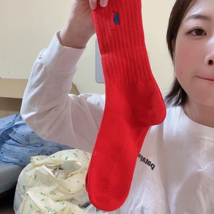 三醋酯纤维拉夫红色袜子