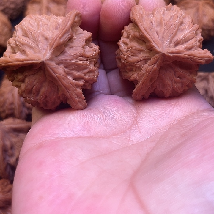 文玩核桃吊坠你们都在