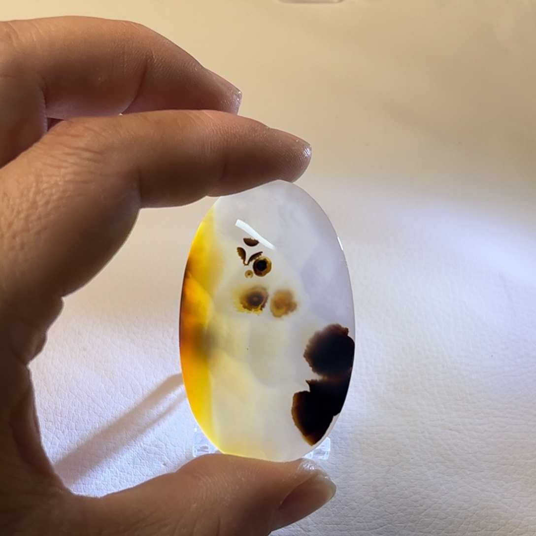 东***苑玛瑙/玉髓未镶嵌颈饰