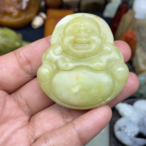 蛇纹石玉未镶嵌颈饰39