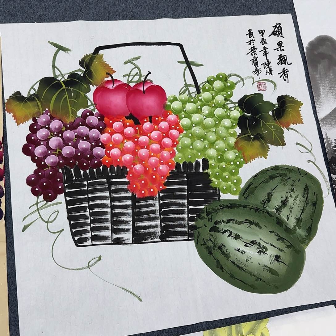 国画尺寸70X70手绘作品