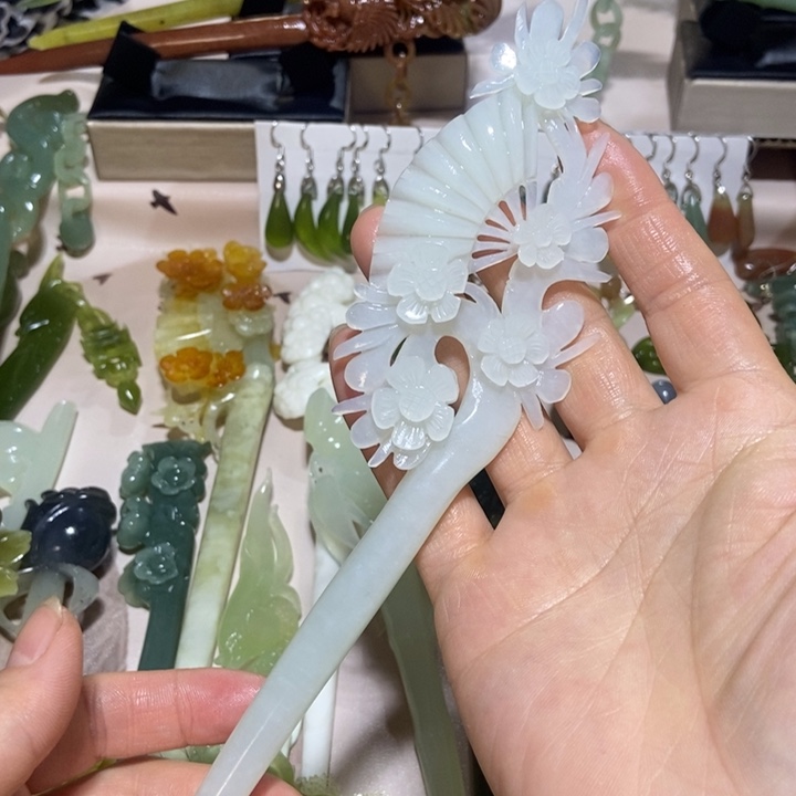 蛇纹石玉发簪未镶嵌