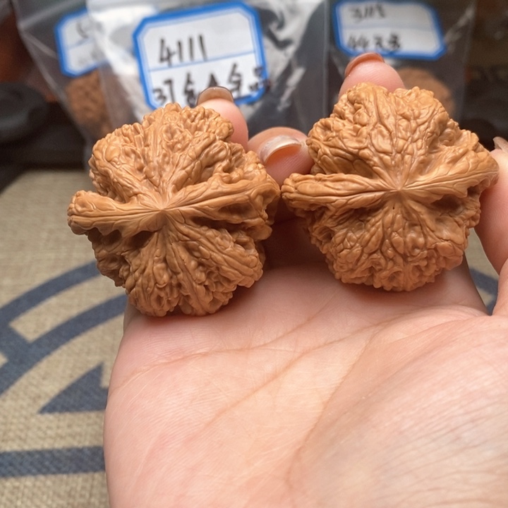 猴头核桃吊坠7121号球筋44.44.36