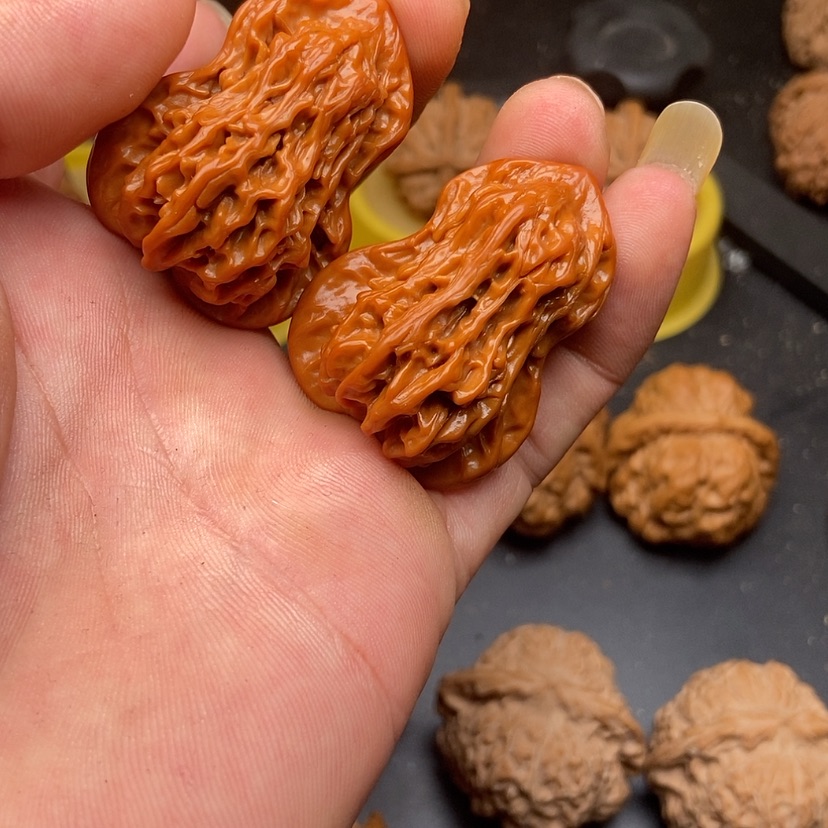 【闪购商品】桃核把件雪*?比翼双飞