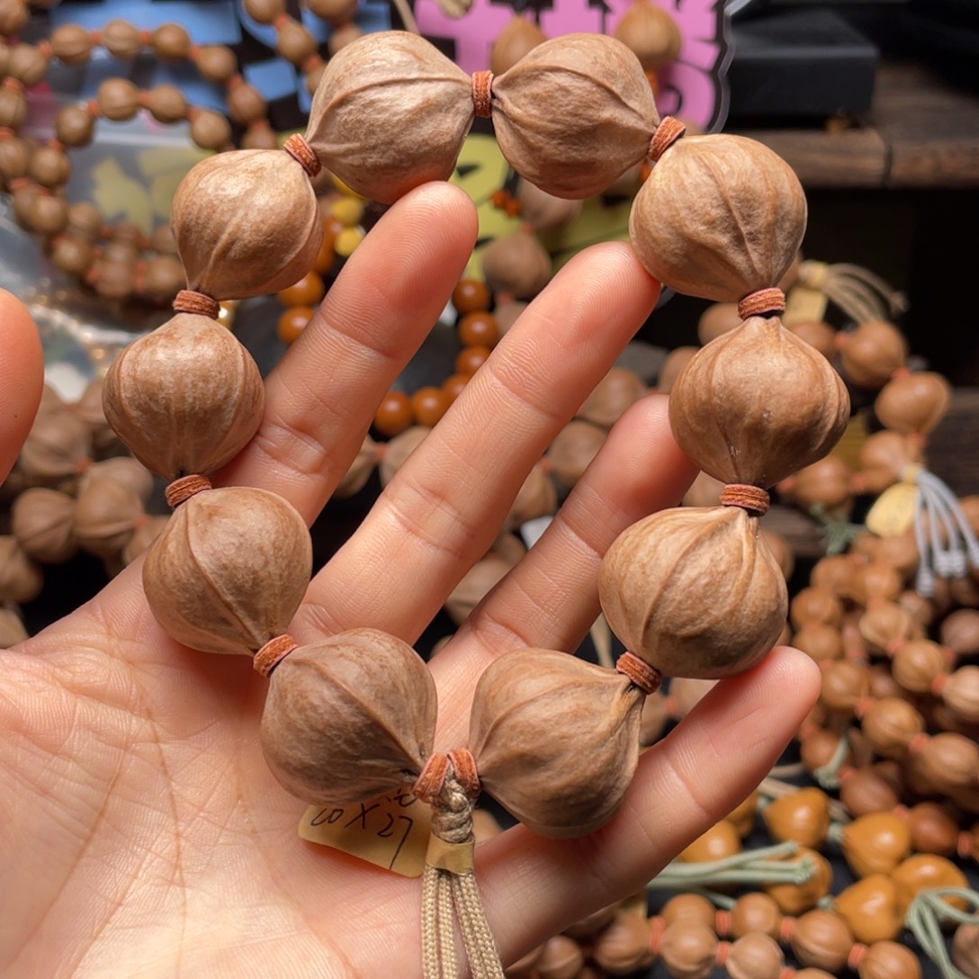 一***橄榄核吊坠2627四花铁核