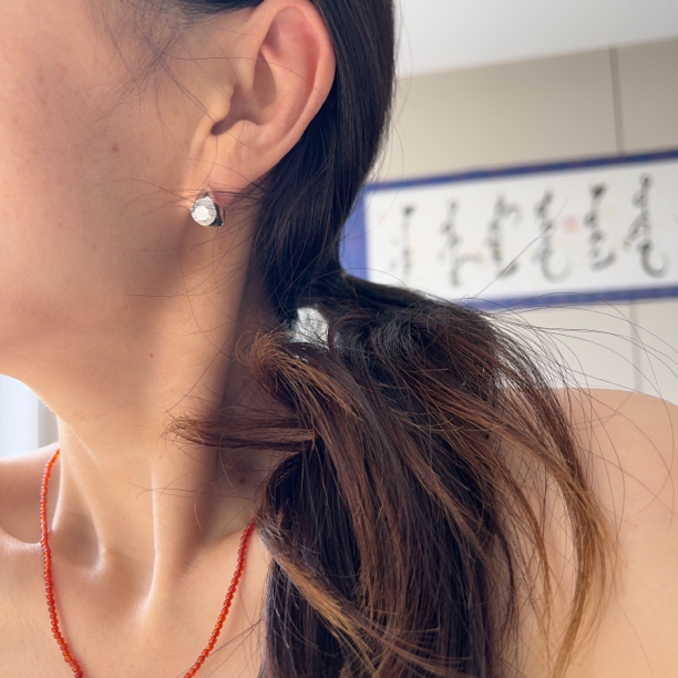 925银耳饰 925纯银耳扣  爆闪  网红轻奢百搭ins