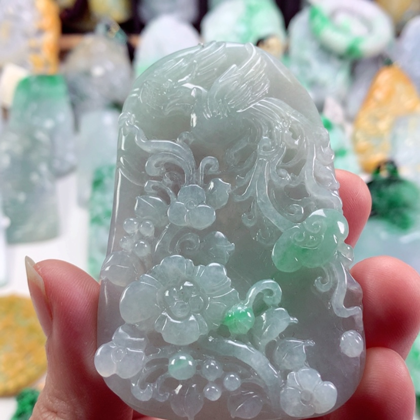 【闪购商品】翡翠吊坠(不含链)未镶嵌