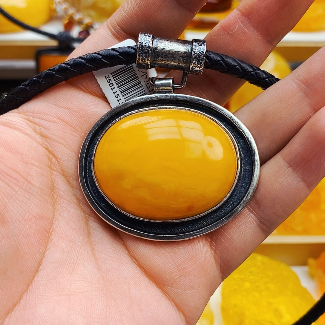 蜜蜡颈饰未镶嵌天然保真假一赔十111