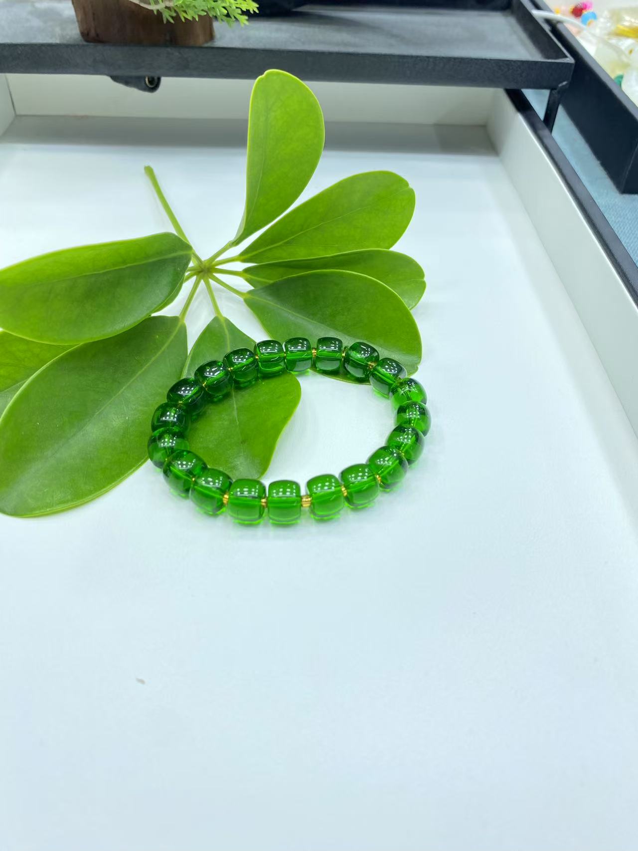 A039   10MM绿老型珠手链