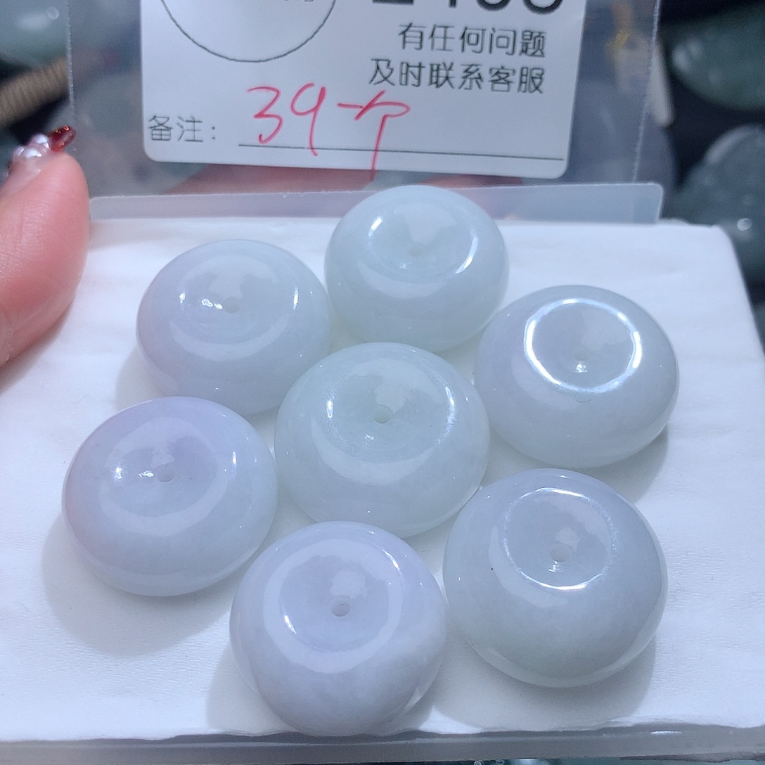 翡翠颈饰未镶嵌2408。