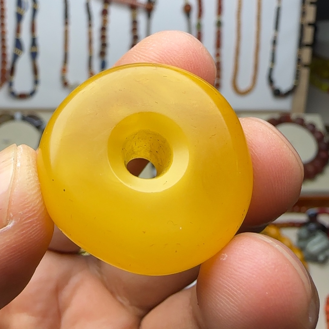 琥珀裸石未镶嵌n n m m m m m m