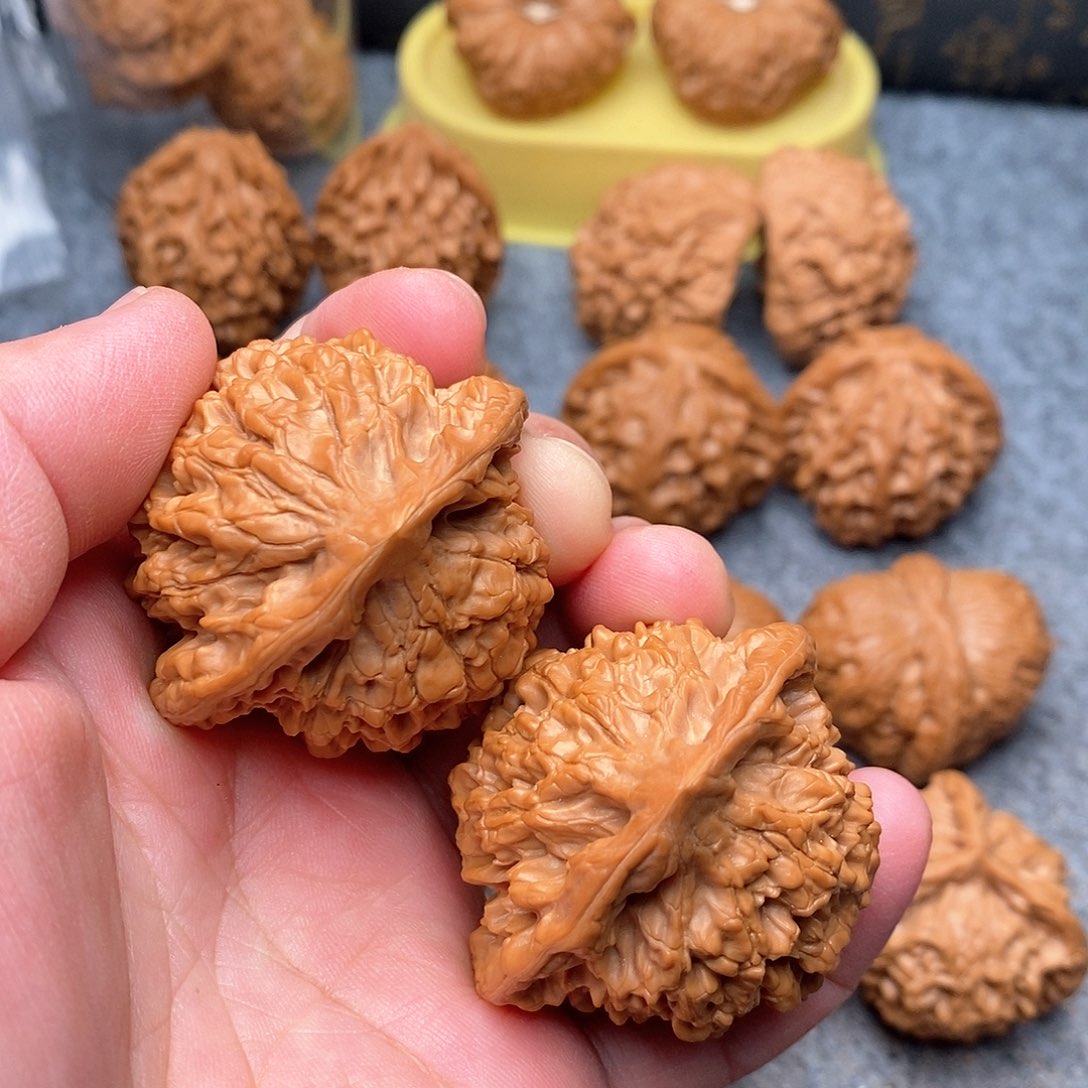 文玩核桃把件45全品麒麟纹官帽