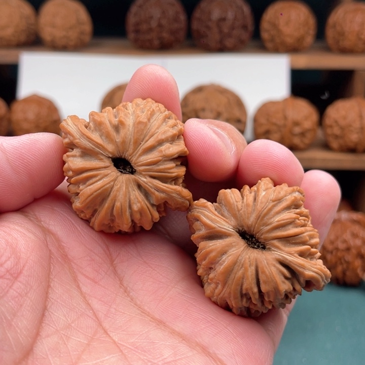 文玩核桃把件文玩核桃平谷四座楼