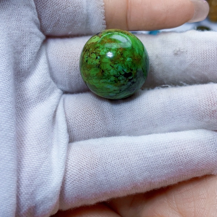 绿松石未镶嵌饰品