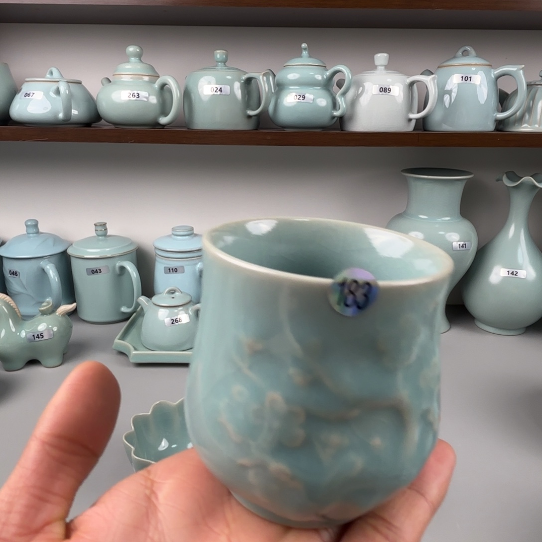 风***陶摆件汝瓷梅花杯支钉烧仿古釉183