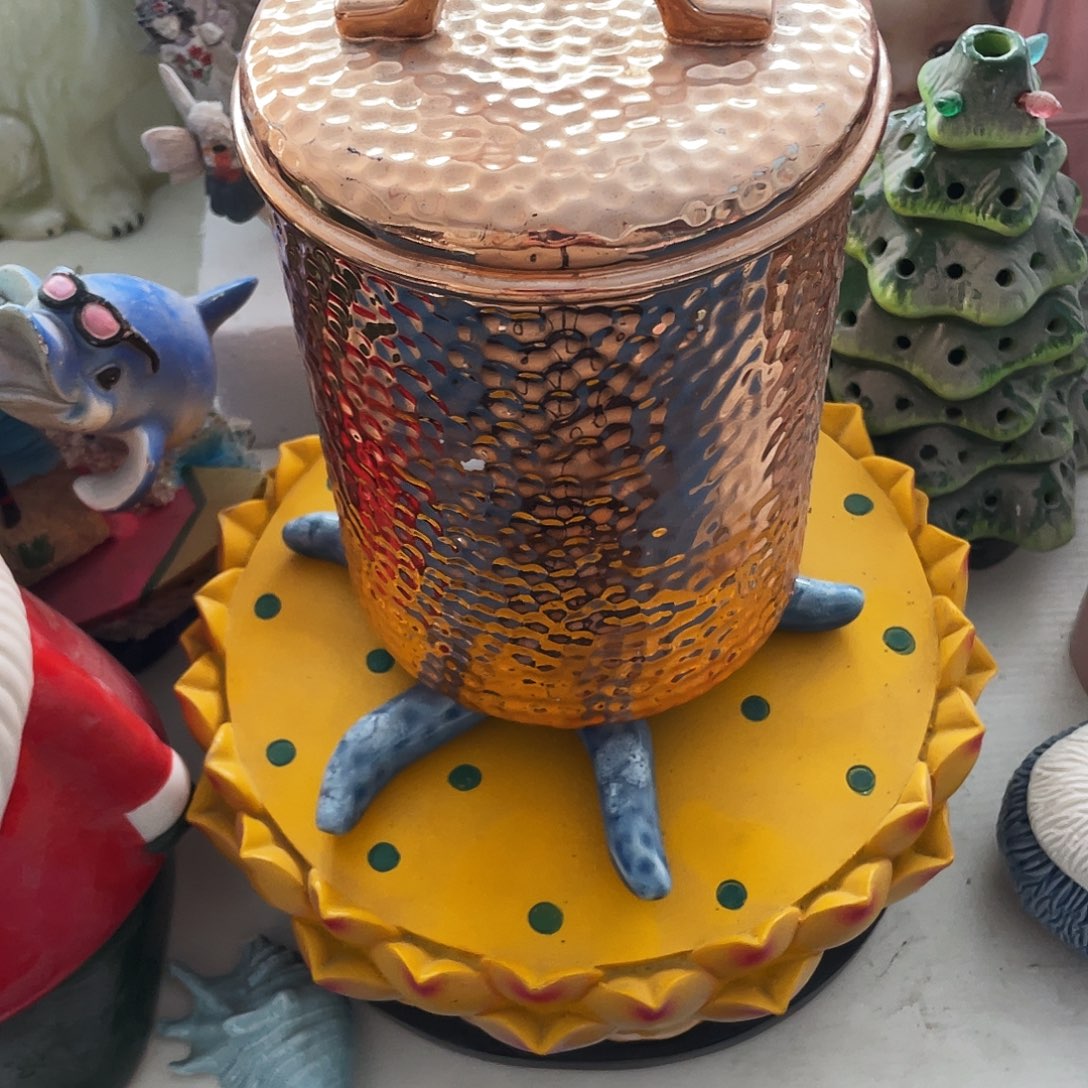 摆件艾***生摆件。                 