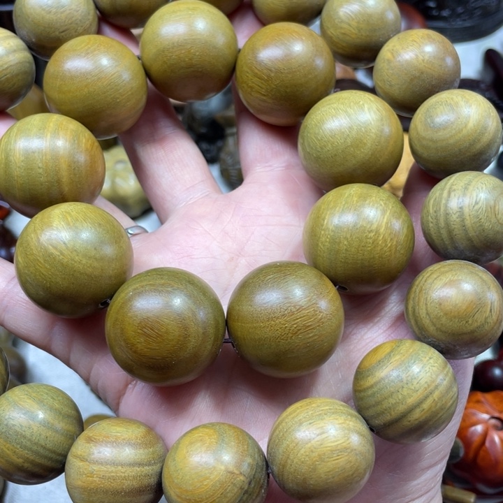 维腊木（绿檀）T****o1111