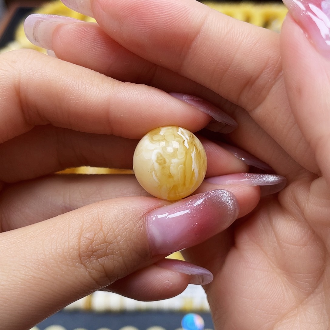 蜜蜡裸石未镶嵌圆珠16.3mm小矿灰