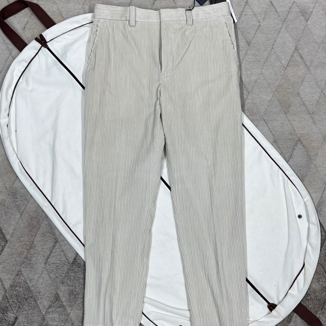 未使用 ZEGNA 127365 男款杰尼亚主线山羊绒休闲裤