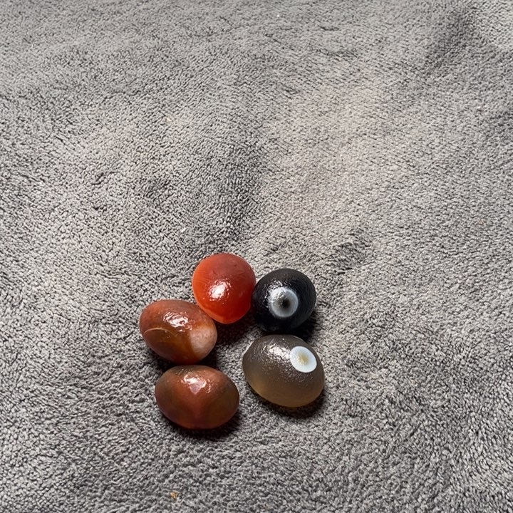 黄***昏玛瑙/玉髓未镶嵌珠宝奇石