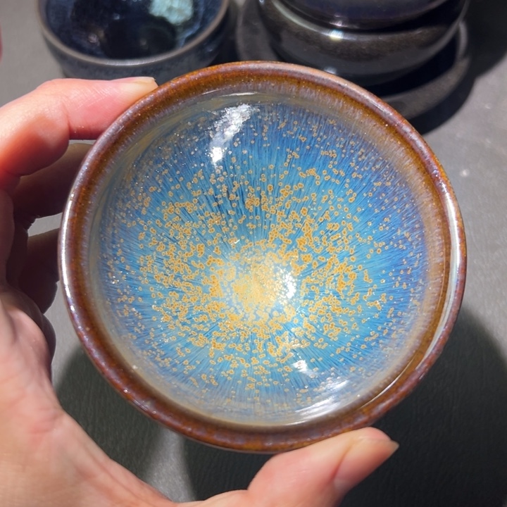 茶盏好想和她谈一下心