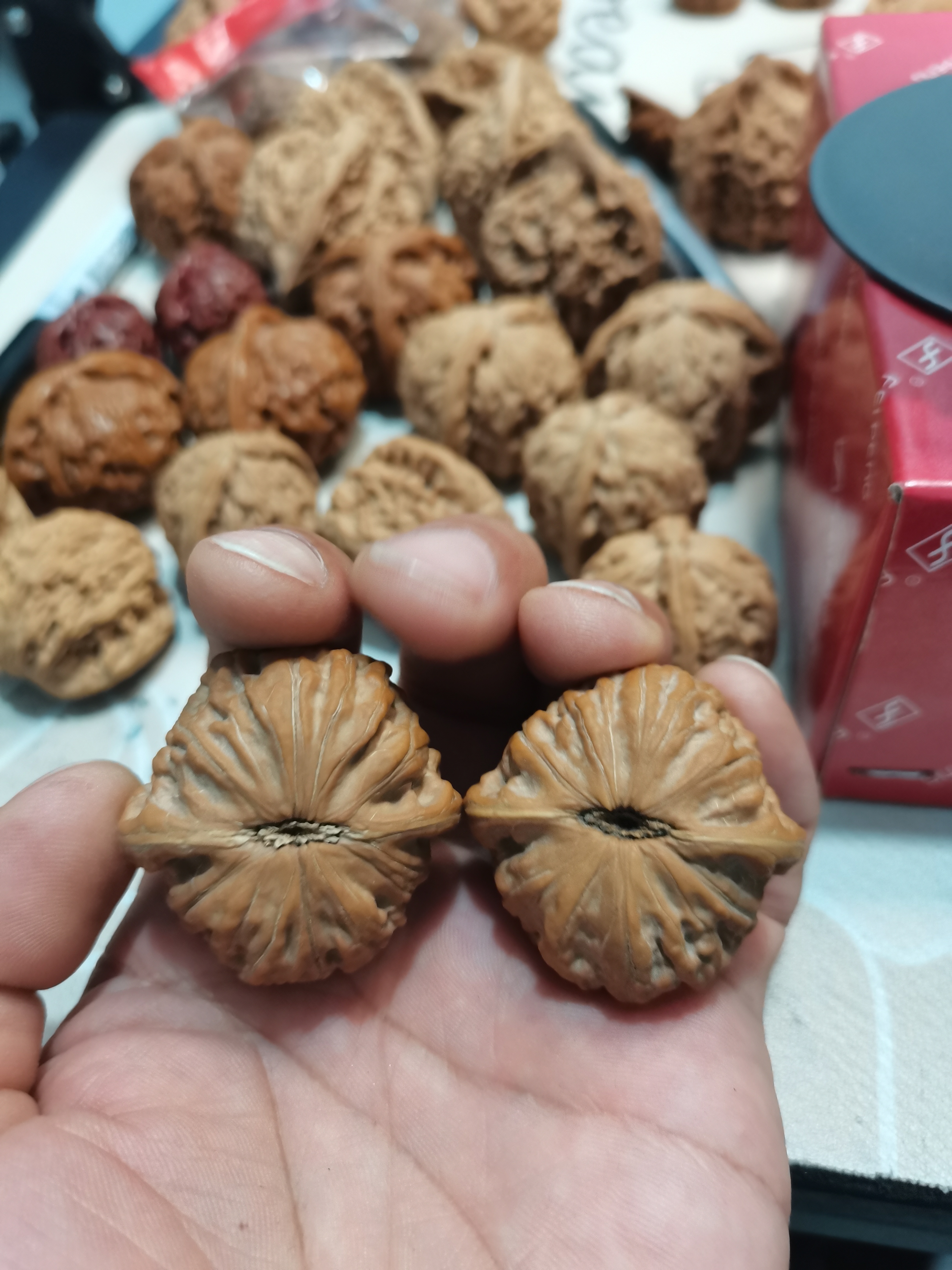 铁锤妹妹，39边39肚31高精品全品无修。