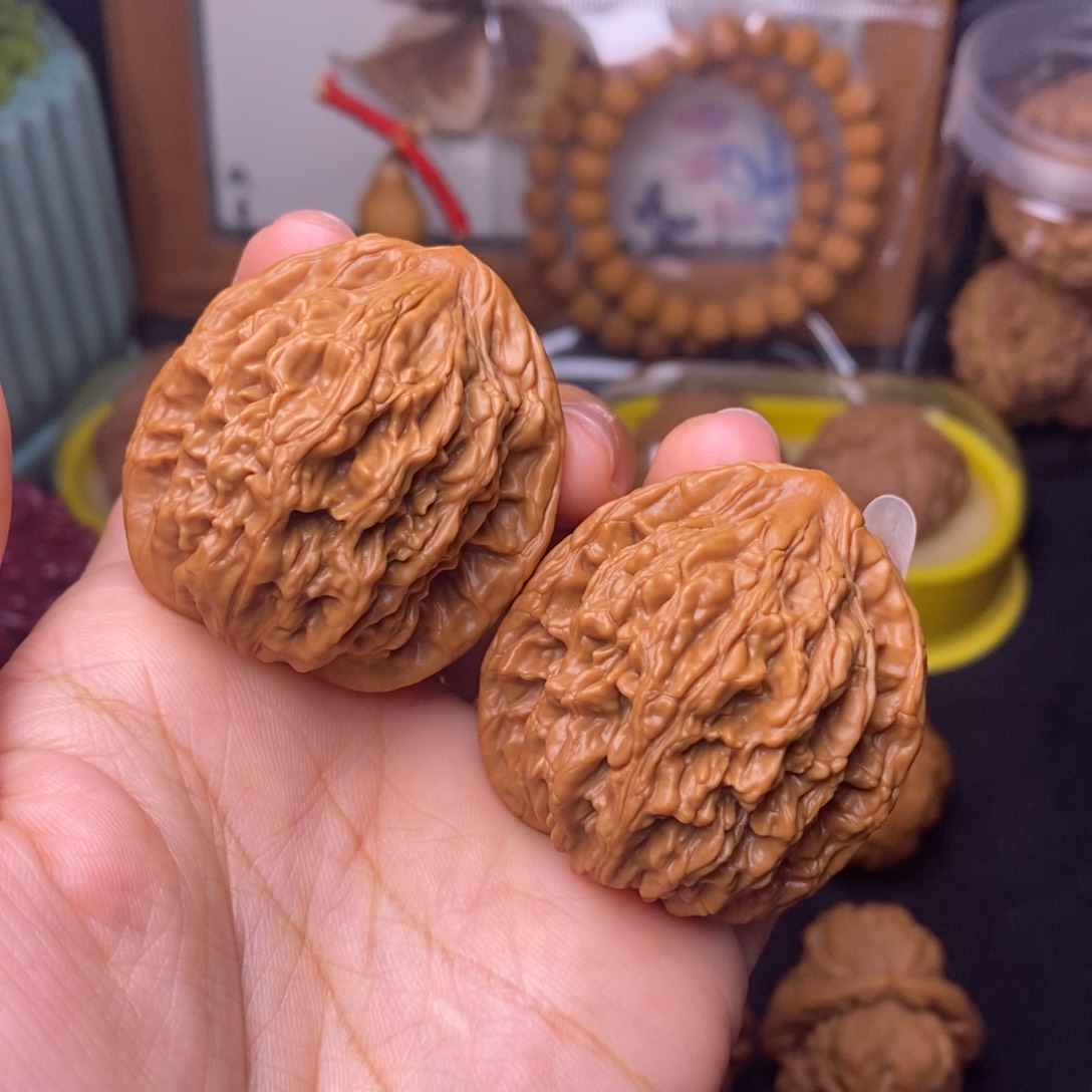 文玩核桃把件39.5麦虎