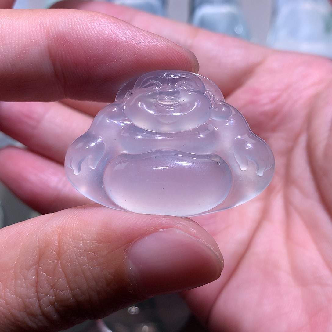 翡翠颈饰未镶嵌观音