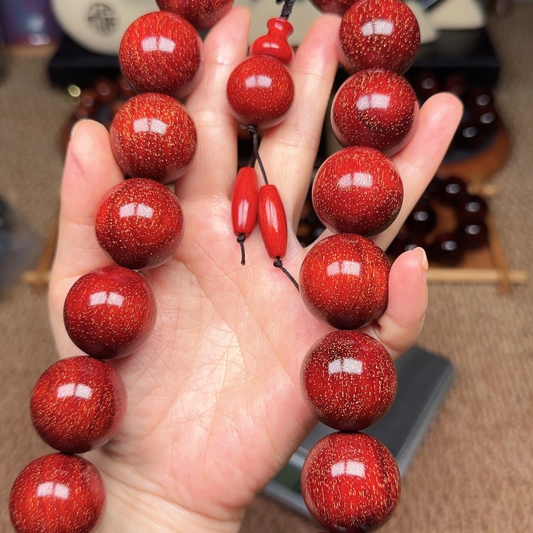 檀香紫檀（小叶紫檀）2.5手红