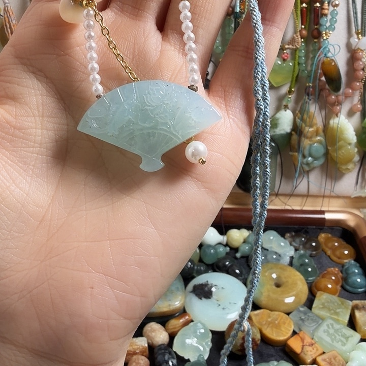 蛇纹石玉合金颈饰