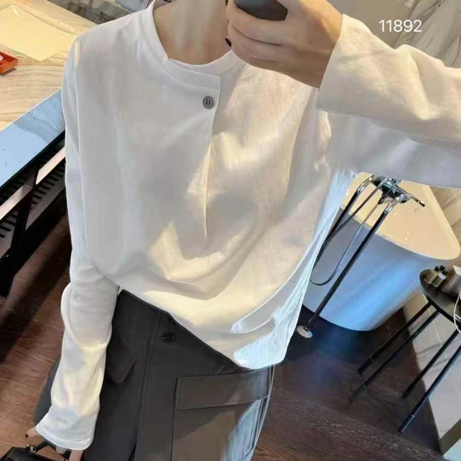 11892（部分无水洗唛，介意慎拍）SANFAN新款净版一粒扣打底衫