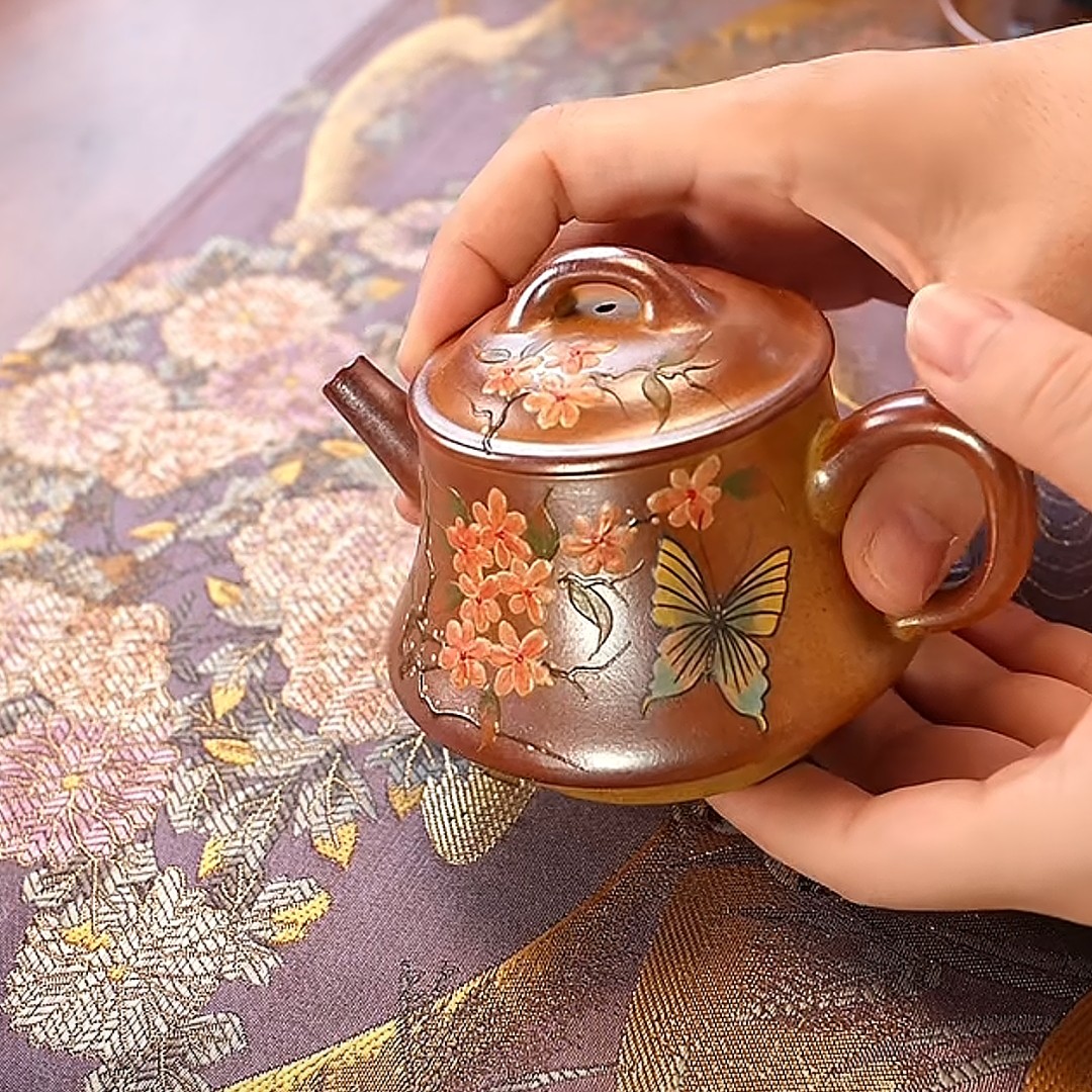 念一《蝶恋花·隐瓢》段泥柴烧150cc 精美手绘茶壶紫砂壶