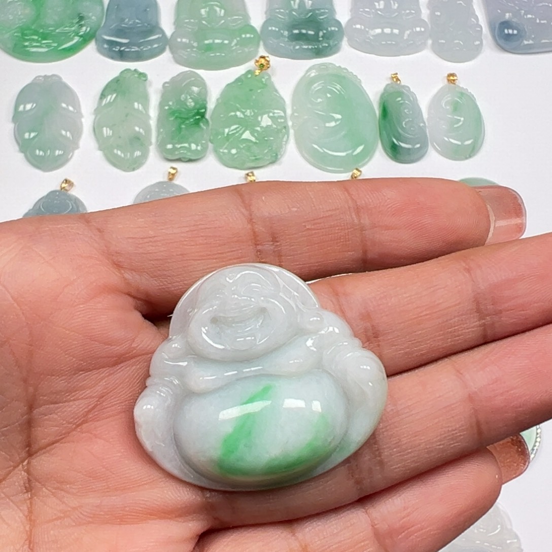 颈饰未镶嵌翡翠佛公