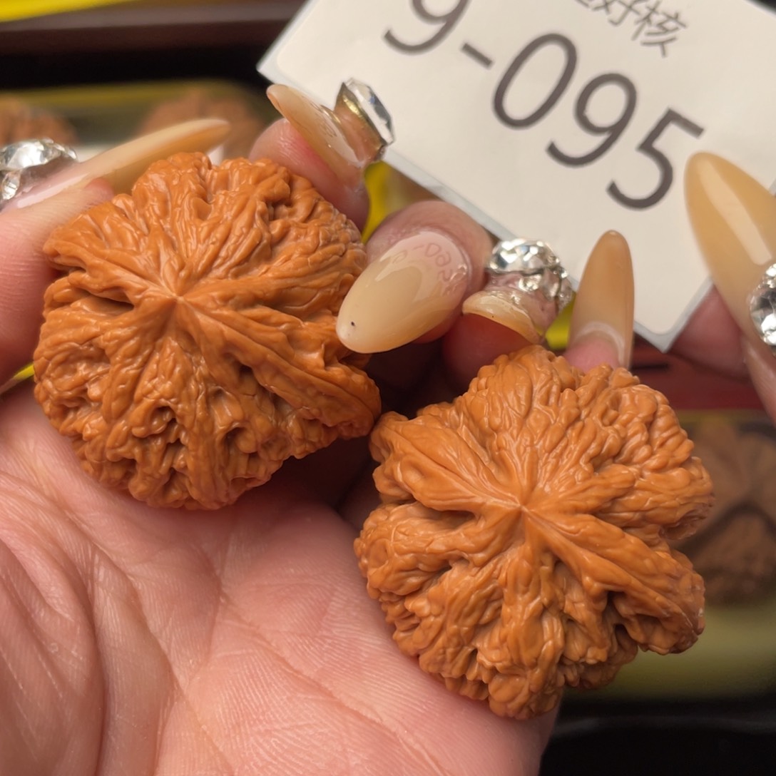 文玩核桃把件39全品大粗筋