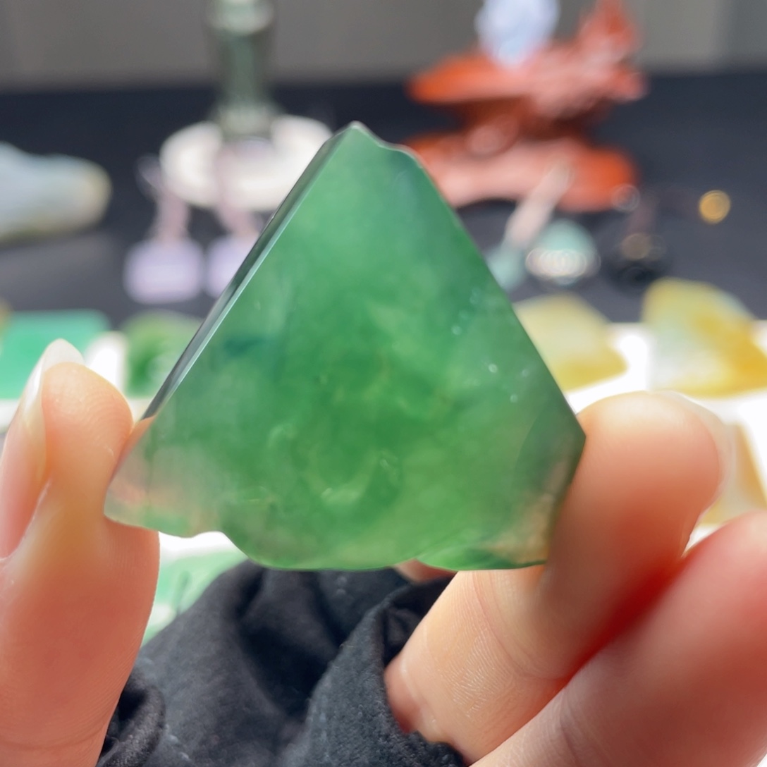 定制翡翠未镶嵌包工包料