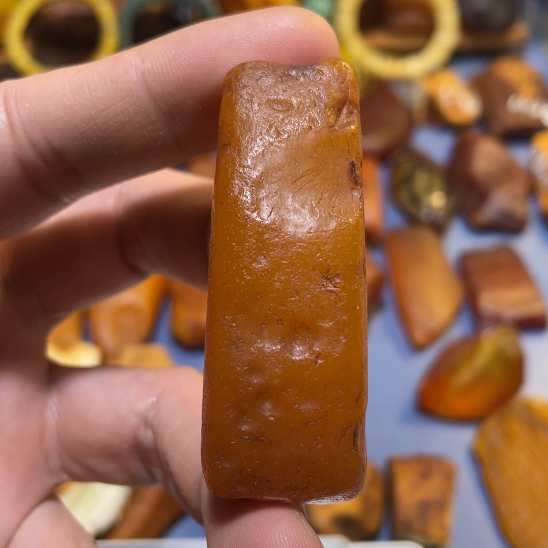 定制琥珀未镶嵌原矿