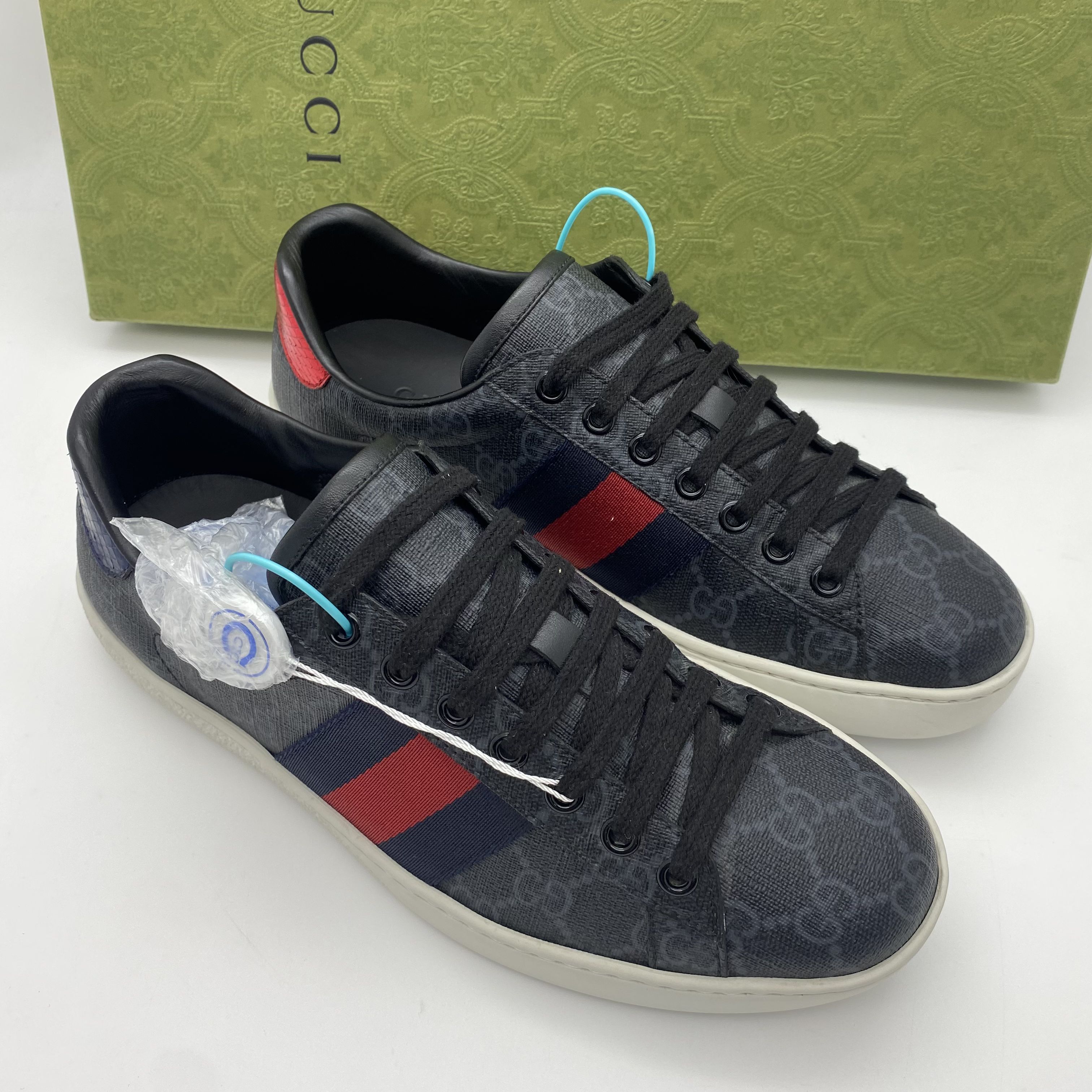 95新 GUCCI/古驰 39欧码/黑灰色双G满印老花休闲时尚板鞋