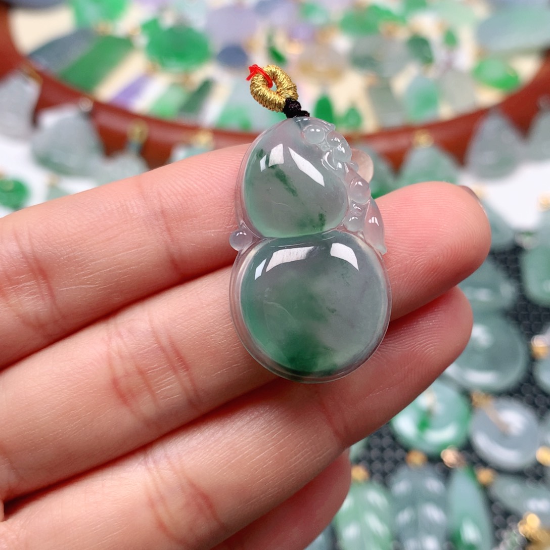 【闪购商品】翡翠吊坠(不含链)未镶嵌