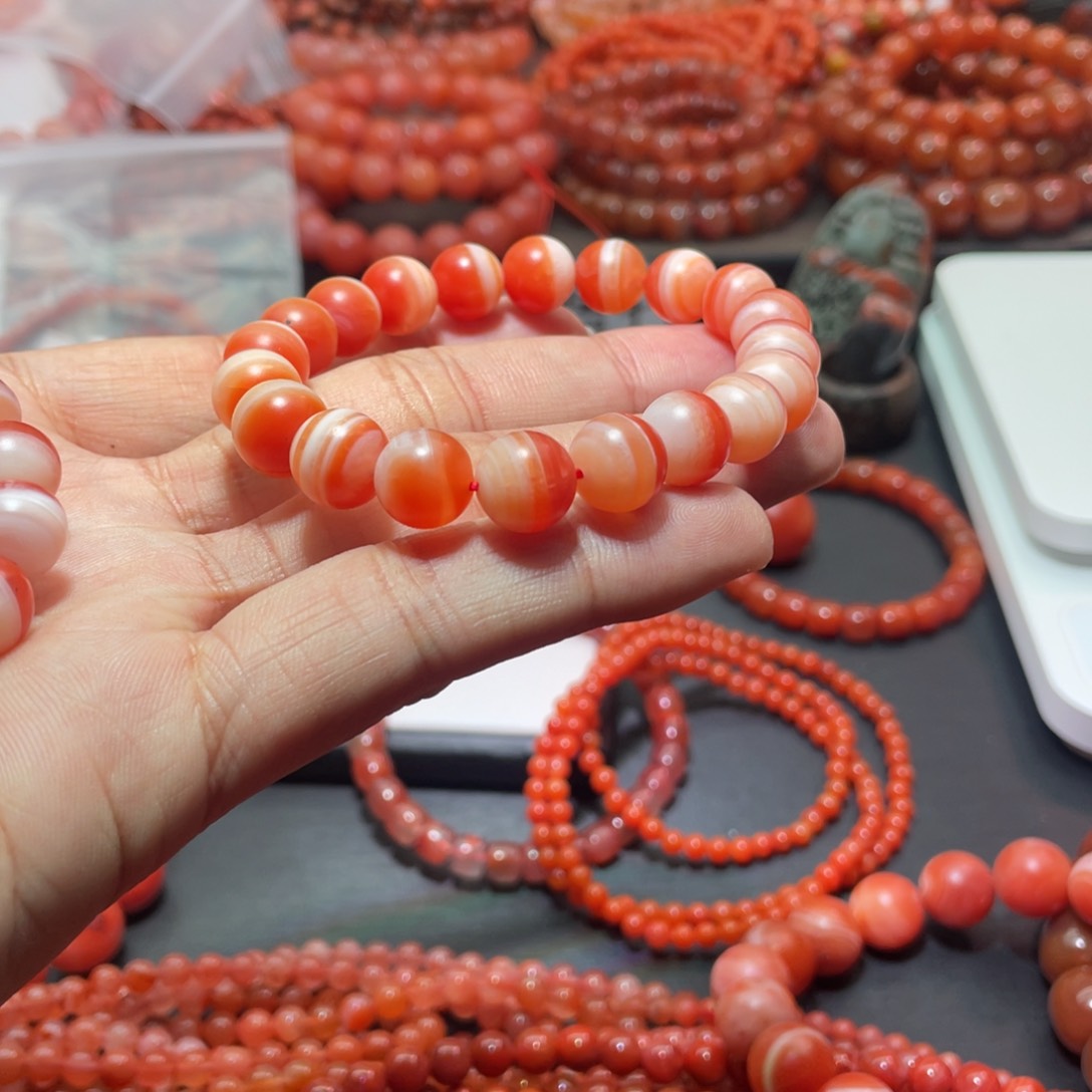 南红玛瑙手链未镶嵌紫**铃