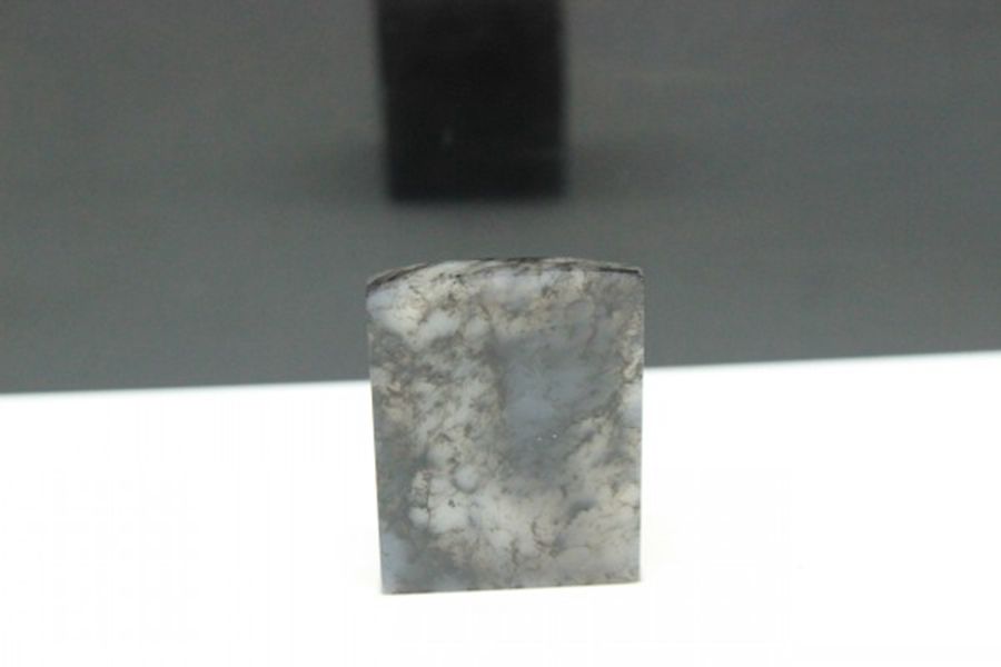 寿山玻璃地玛瑙带猪油 25*17*31毫米 天然原石印石章料石雕 d3-29