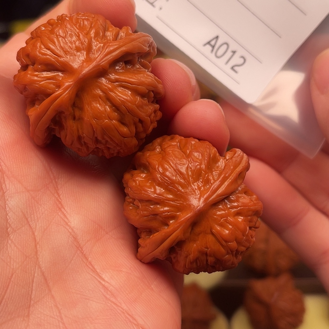 大****文玩核桃吊坠野生磨磨盘