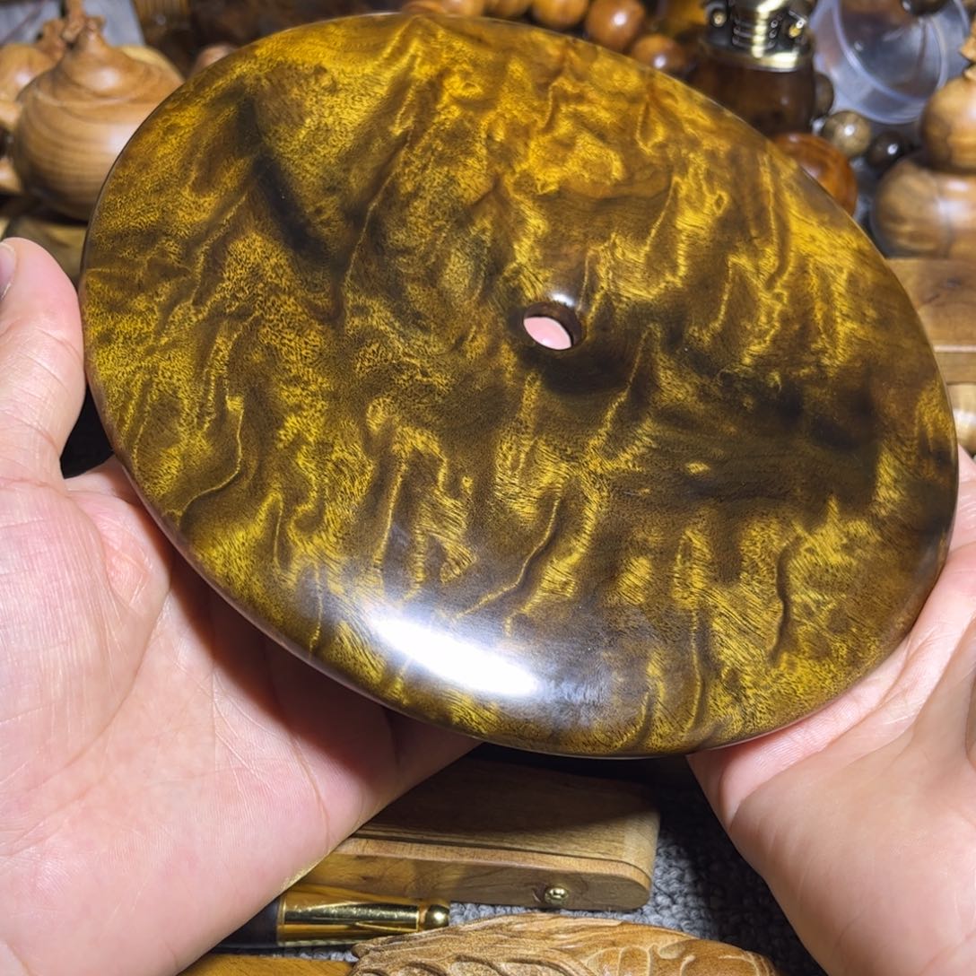 金丝楠阴沉龙胆平安扣