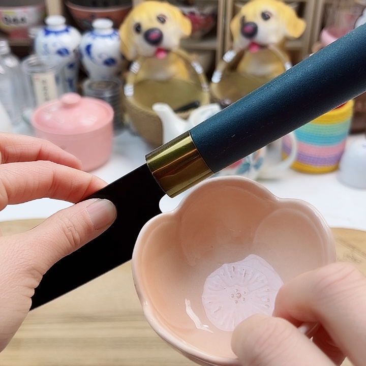 1557575586888868898998899