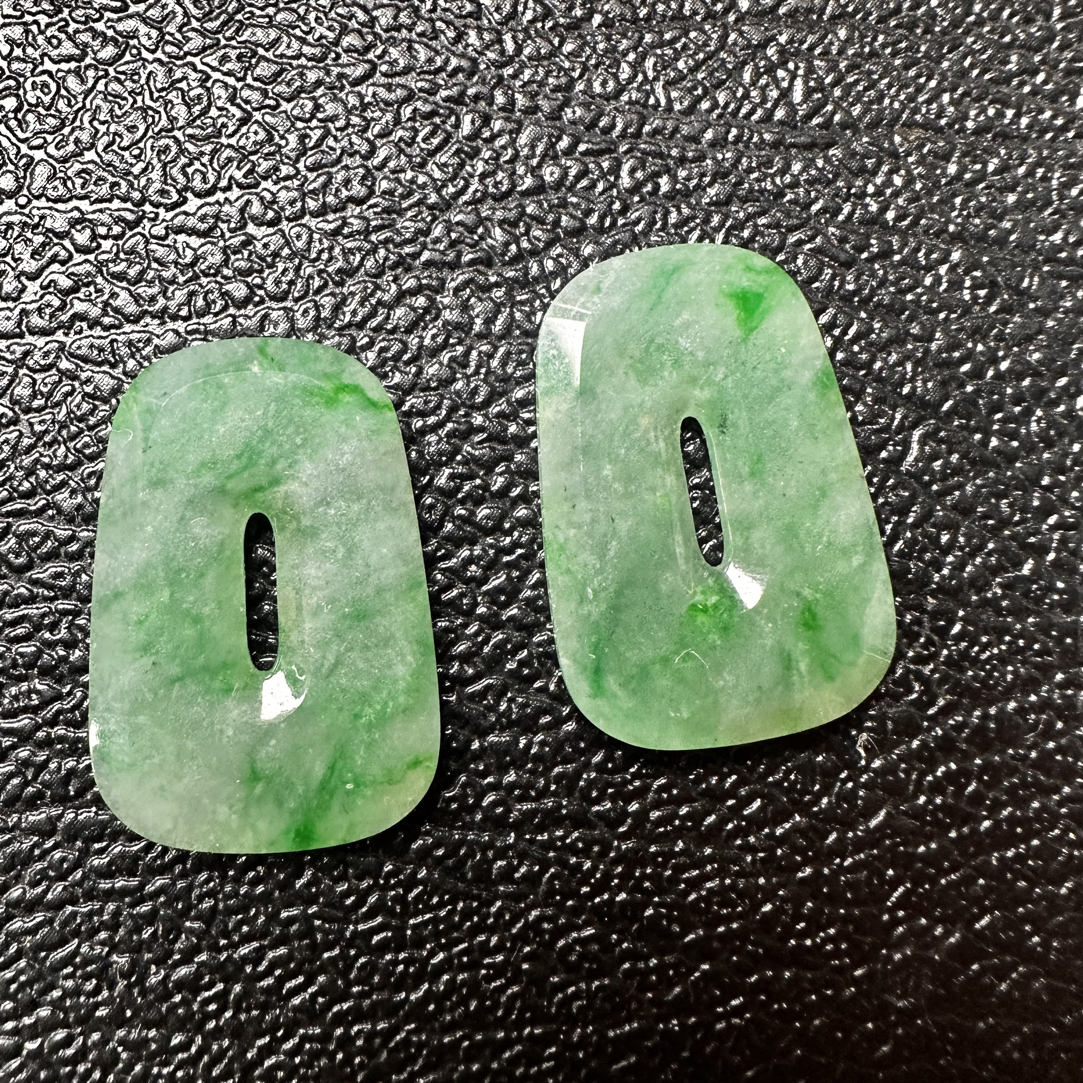 天然缅甸翡翠A货方扣耳饰长26mm宽18mm厚2.9mm