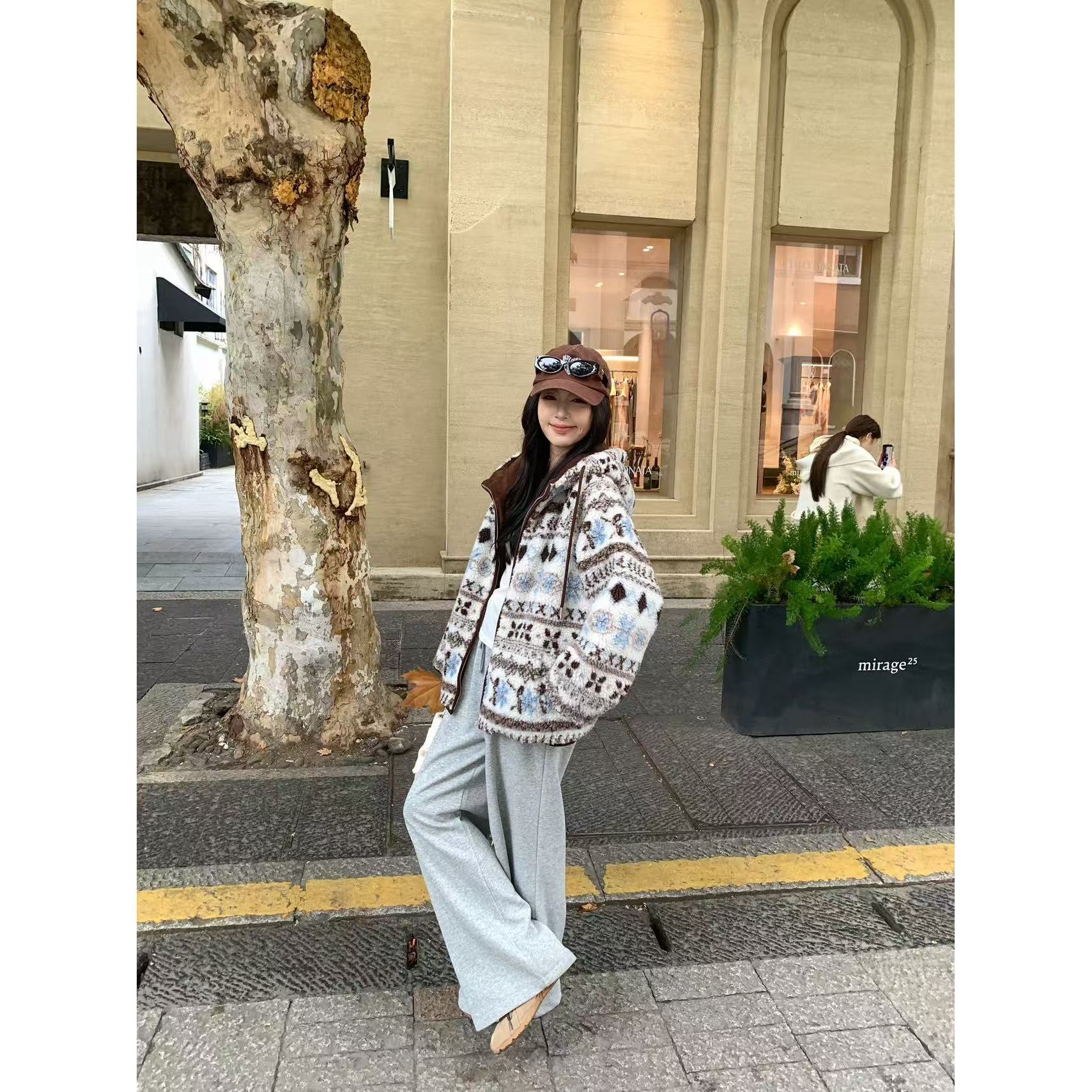 【现货 婷哥定制】XQ2784冬季韩系休闲显瘦百搭费尔岛外套大码女装