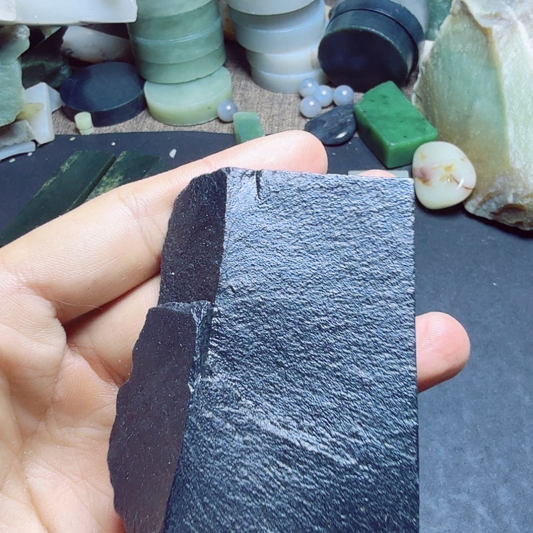 和田玉（糖玉）未镶嵌挂件出*表