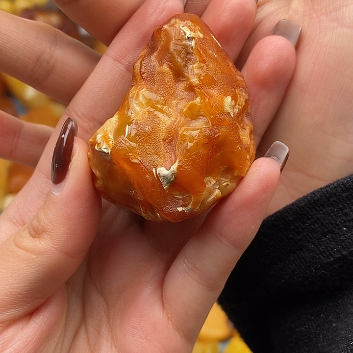一***亿定制琥珀未镶嵌蜜蜡原石定制