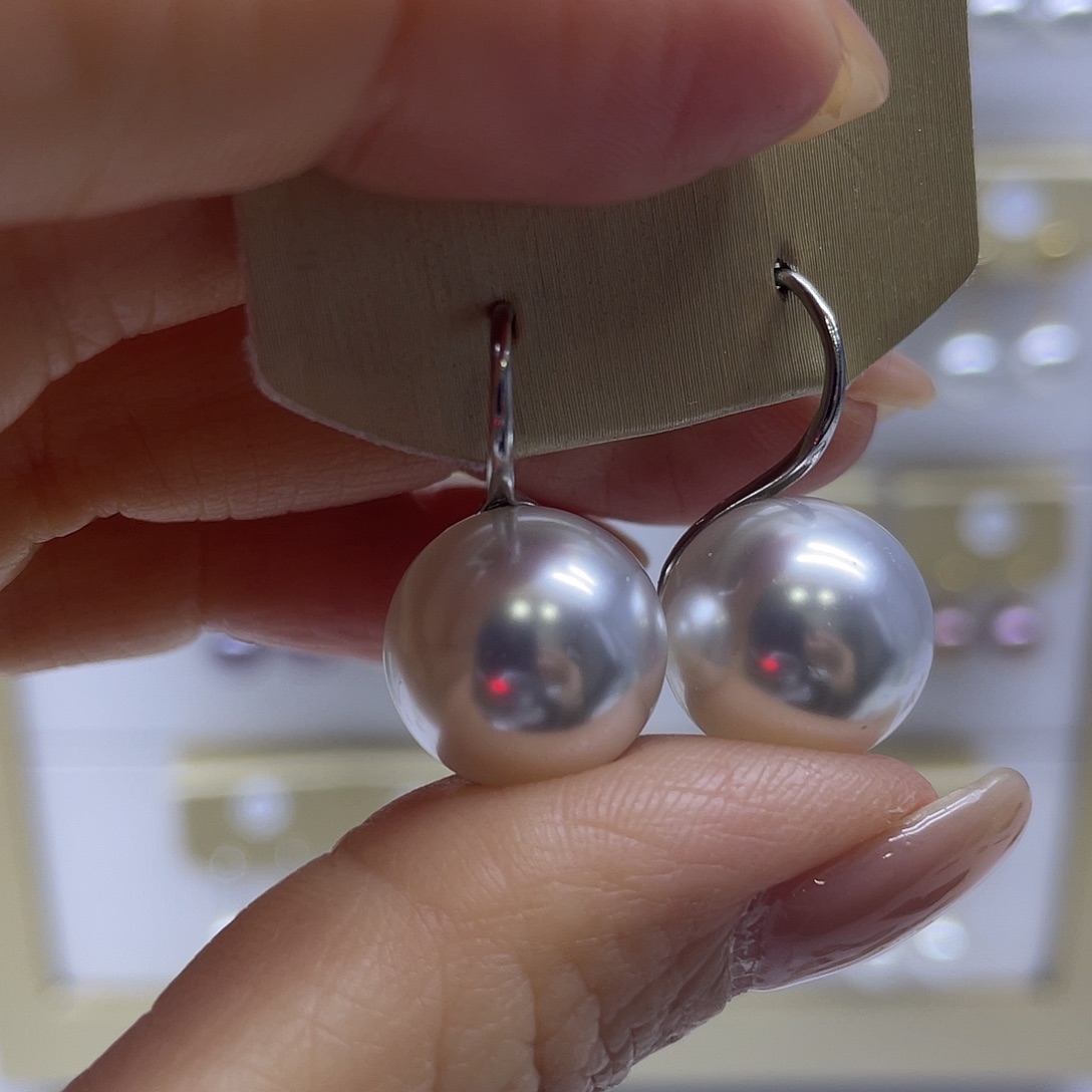 银S925镶嵌耳饰淡水珍珠